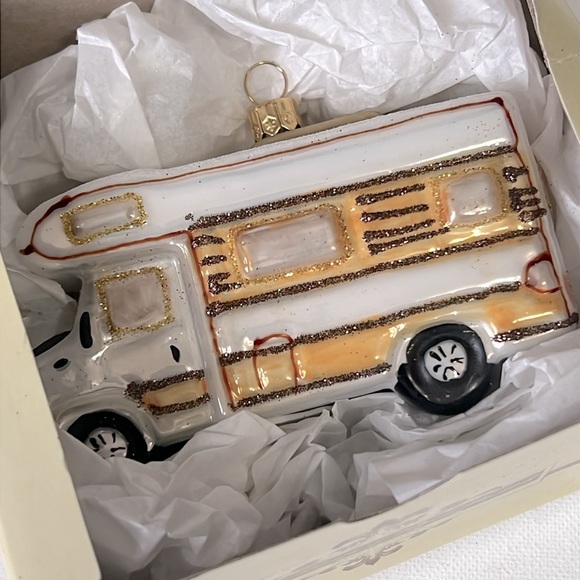 EUROPEAN BLOWN GLASS MOTORHOME HOLIDAY ORNAMENT - Picture 2 of 12